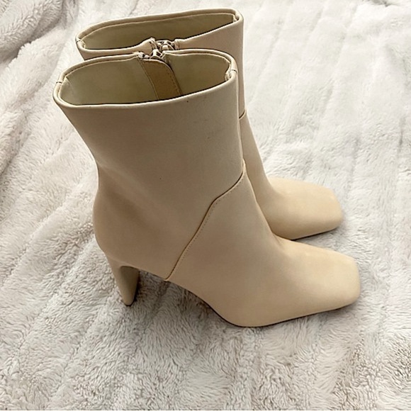 Asos Embassy Square Toe High Heeled Ankle Boots New Size 8 - Picture 2 of 16